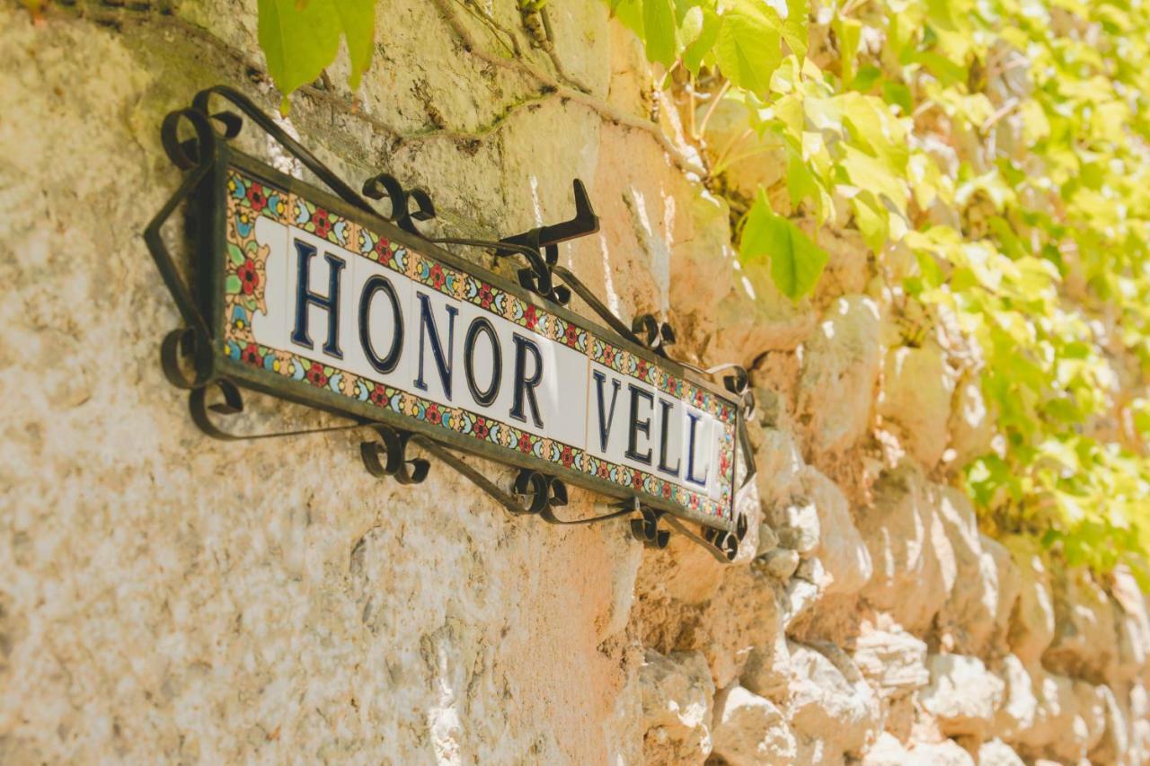 Honor Vell Hotel Bunyola Exterior photo
